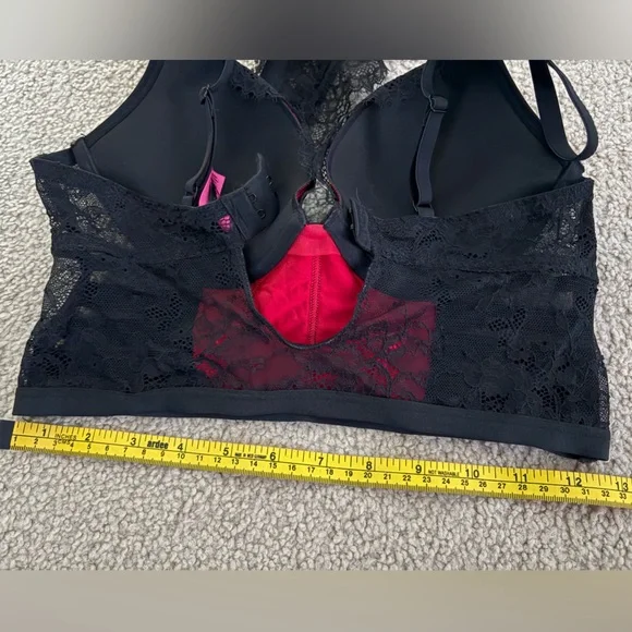 La SENZA Red and Black Lace Longline Bra & Thong Set - Picture 4 of 8